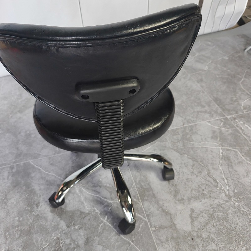 Compact Adjustable Office Chai – Office Furniture For Small Spaces recenzja i cena